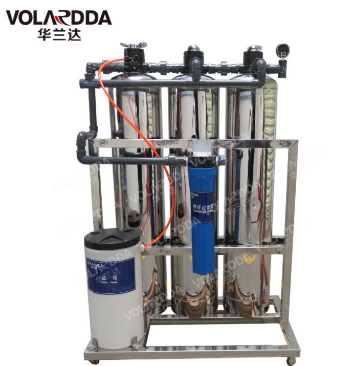 Industrial water ultrafiltration device